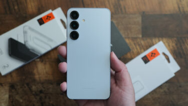 Galaxy S25 開封レビュー。ちょっと辛口評価になってしまう絶妙過ぎる機種